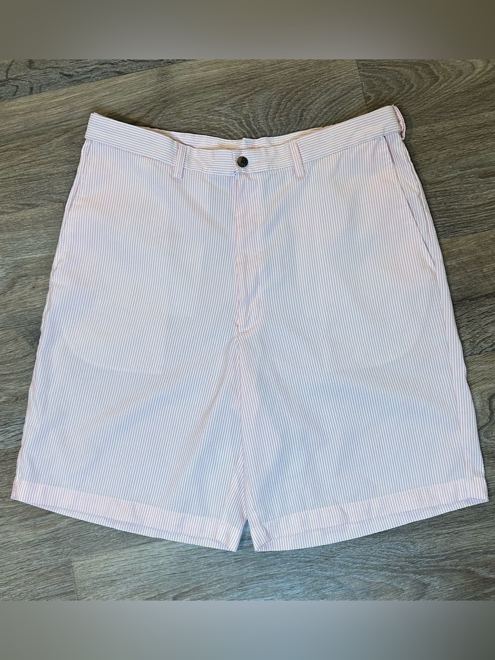 Haggar Flat Front Pink & White Striped Golf Shorts - Men’s Size 36 - Lightweight